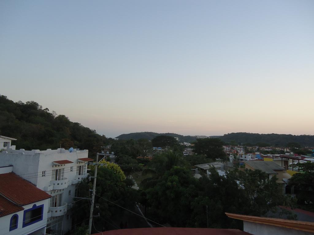 Hotel Cz Santa Cruz Huatulco Exterior photo