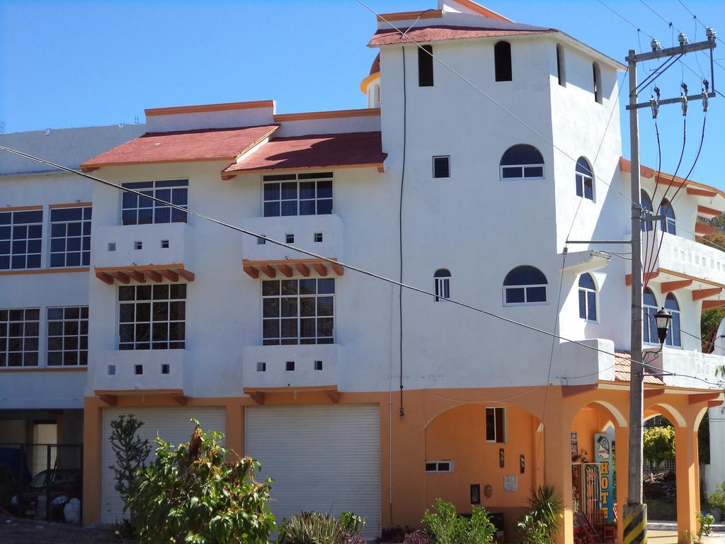 Hotel Cz Santa Cruz Huatulco Exterior photo